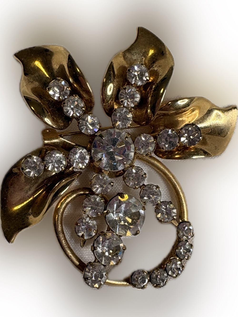 Vintage Gold-Toned Floral Rhinestone Brooch